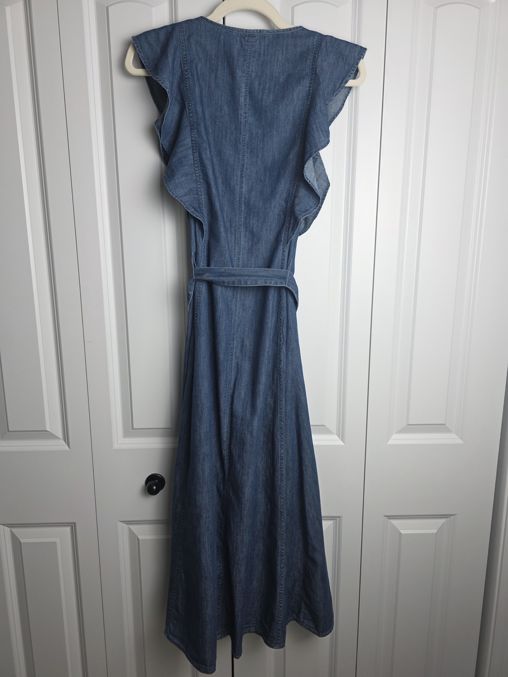 LOFT Ruffle Denim Midi Dress – Size 8 - 100% Cotton - Picture 13 of 16
